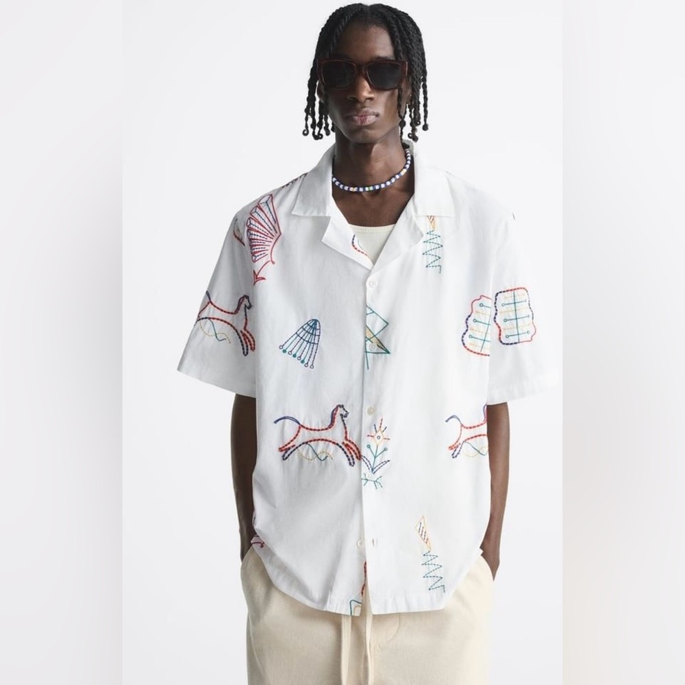 Zara Embroidered Short Sleeve Button Down Shirt Abstract XL